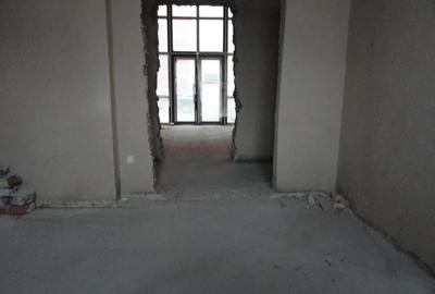 Spațiu comercial, de 68 mp, în Central - 12