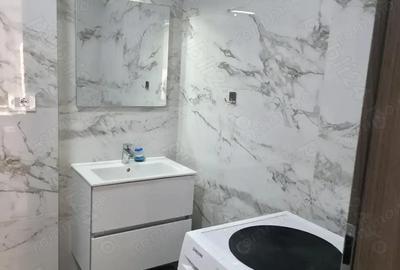 Apartament cu 2 camere decomandat, mobilat în Soarelui