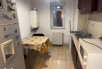 Apartament cu 3 camere în Micro 9 - 8