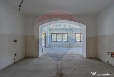 Casă cu 4 camere cu Teren 1642 Mp în Hoghiz - 14