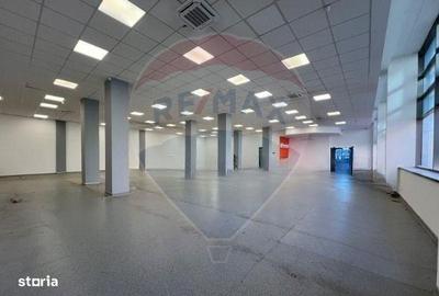 Spațiu comercial, de 610 mp, în Iris