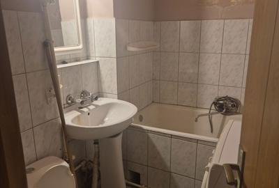 Garsonieră decomandată în Central - 6