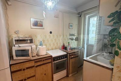 Apartament cu 3 camere decomandat în Central - 9
