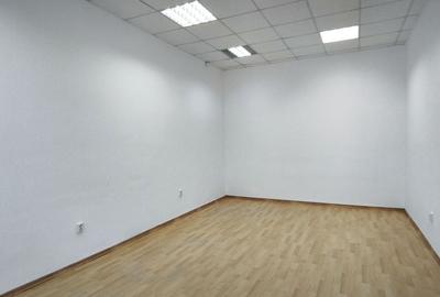 Spațiu comercial, de 75 mp, în Ultracentral - 8