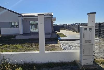 Casă cu 3 camere cu Teren 250 Mp în Tunari - 8
