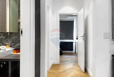 Vedere directa spre Pia?a Unirii, finisaje lux - afacere la cheie - 11