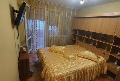 Brancoveanu, Metrou,Parc ,Etajul 3/4,2 Locuri de parcare,Mobilat,Utilat,Liber - 11