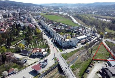 Teren de vanzare in Curtea de Arge?, zona Ultracentrala, vizavi de Manastirea Curtea de Arge?. - 4