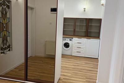 Apartament cu 4 camere în Central - 2