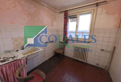 Apartament cu 2 camere decomandat în Circumvalațiunii