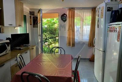 Casă cu Teren 1043 Mp în Dochia - 10