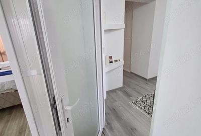 Apartament cu 4 camere decomandat în E3 - 13