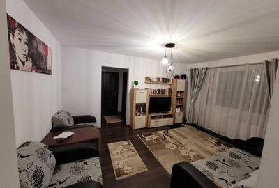 Apartament cu 3 camere semidecomandat, mobilat în Podu Roș - 8