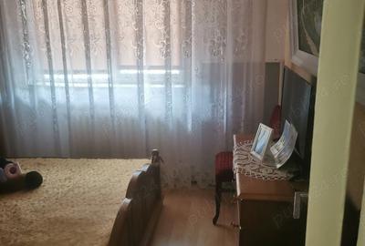 Apartament cu 3 camere semidecomandat în Râmnicu Sărat - 9