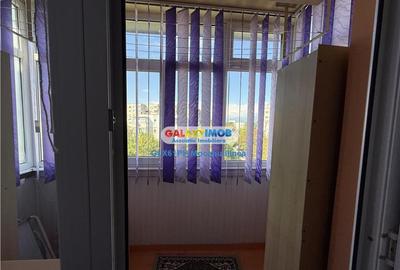 Apartament cu 4 camere decomandat, mobilat în 9 Mai - 22