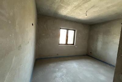 Vand vila noua Livada-Sanleani,st.840 mp,sc.130 mp,situat pe 2 strazi - 12