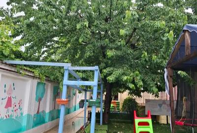 Casă cu 6 camere cu Teren 365 Mp în Tineretului - 15