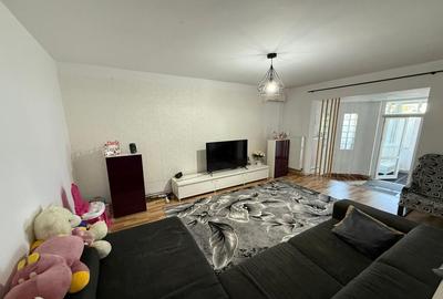 Casă cu 5 camere cu Teren 1269 Mp în Boldești - 1