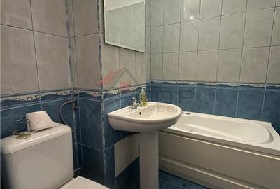 Apartament cu 3 camere decomandat în Nicolina - 2