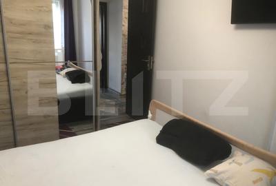 De vanzare apartament , cu 3 camere, 60mp, zona Carpati 2 - 12
