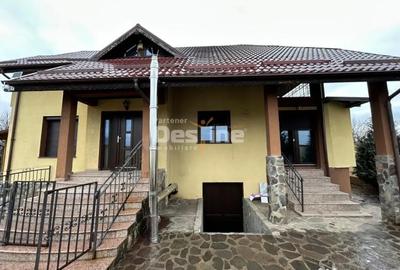 Casă cu 7 camere cu Teren 840 Mp în Central - 15