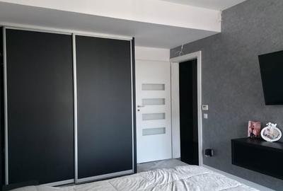 Apartament cu 3 camere în Piața Centrală - 5