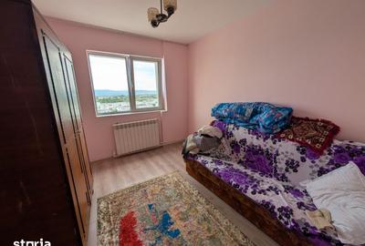 Apartament cu 3 camere decomandat în Cornișa - 8