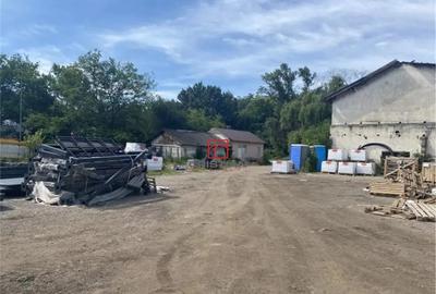 Teren de 5915 mp, în Central - 2