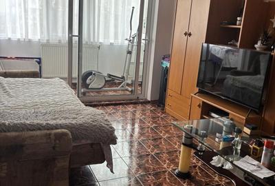 Apartament cu 2 camere decomandat în Central - 3