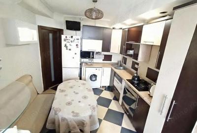 Apartament cu 2 camere decomandat în Berceni