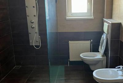 Casă cu Teren 10 Mp în Unirea - 6