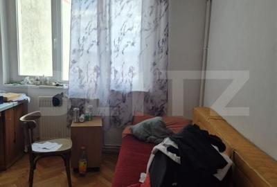 Apartament cu 3 camere decomandat în Dâmbu Pietros - 9