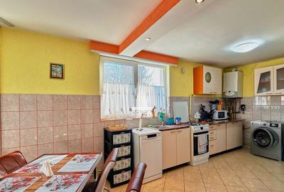 Casă cu 4 camere cu Teren 865 Mp în Săcălășeni - 3