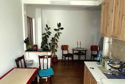 Apartament cu 2 camere decomandat în Precista - 8