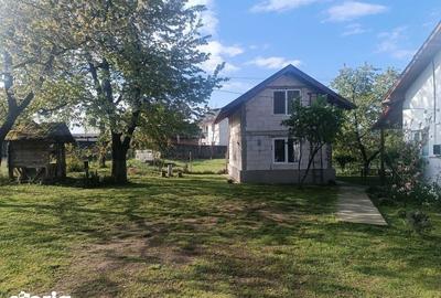Casă cu 2 camere cu Teren 48 Mp în Sălătrucu - 4