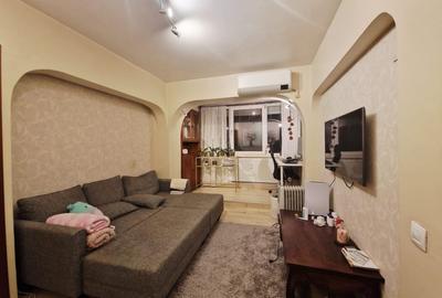 Apartament cu 2 camere semidecomandat, mobilat în Teiul Doamnei