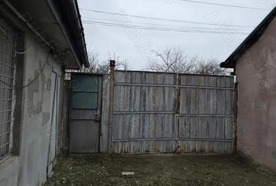 De vanzare casa in Flore?ti, Prahova langa Micul Trianon (Castelul Cantacuzino) - 2