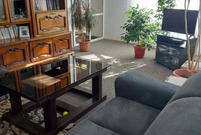 Casă cu Teren 700 Mp în Central - 3