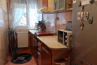 Apartament cu 2 camere nedecomandat în Central