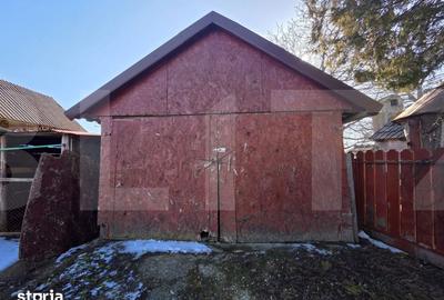 Casă cu 3 camere cu Teren 4669 Mp în Moacșa - 2