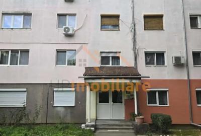 Apartament cu 3 camere decomandat în Nufărul - 5