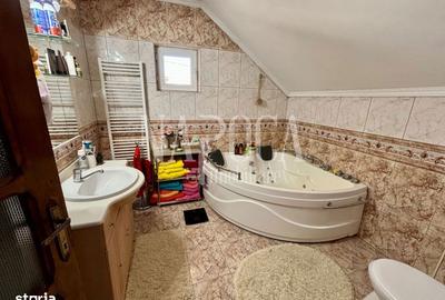 Casă cu 4 camere cu Teren 270 Mp în Central - 4