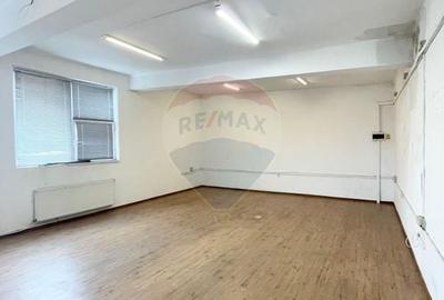 Birou, de 128 mp, în UTA - 2