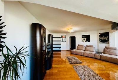 Apartament cu 3 camere semidecomandat în P-ța Unirii - 30