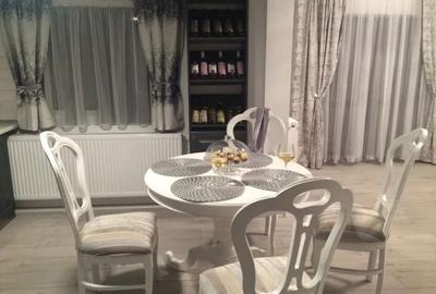 Apartament cu 4 camere decomandat, mobilat în Doamna Ghica