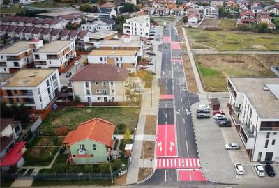 Apartament cu 4 camere decomandat în Dumbrăvița - 1