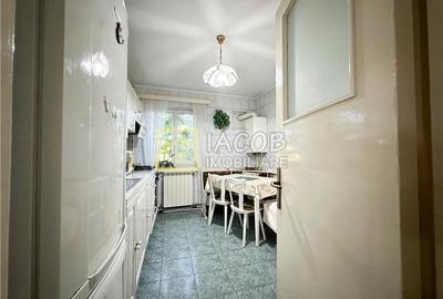 Apartament 3 camere de inchiriat ? Bacau, Str. Panselelor - 5