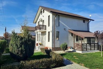 FARA COMISION in Bacu aproape asfalt casa gata mobilata cu 4 camere P+1+pod 560m - 31