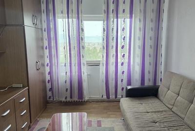 Apartament cu 2 camere decomandat în Micro 15 - 2