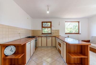Casa spatioasa 5 camere Bucov - 19